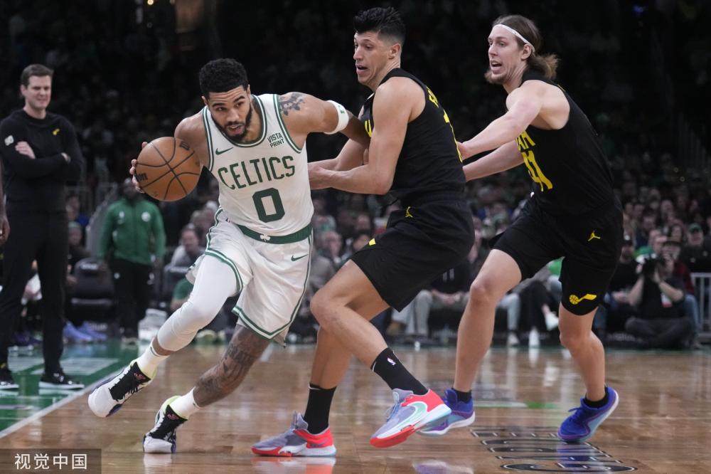 频频撕开对 频频撕开对